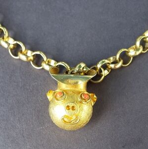 Lucky pig pendant necklace